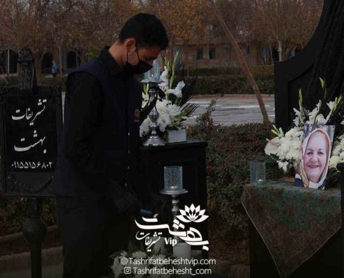گل آرایی میز ترحیم