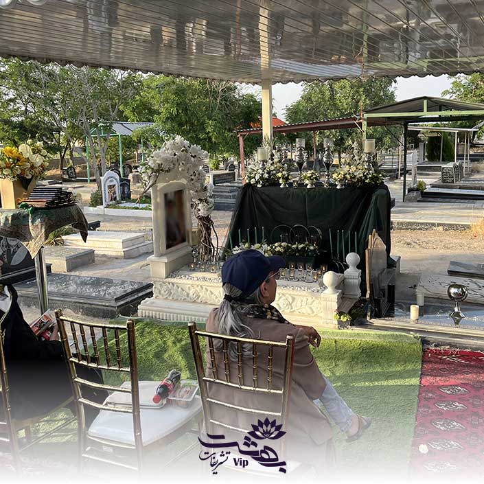 تزیین سنگ مزار