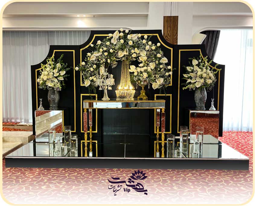 طراحی-دکوراسیون-خلاقانه-میز-ترحیم-و-گل-آرایی تزیین میز ترحیم لاکچری